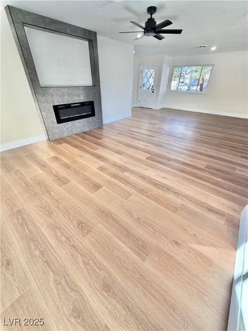 1505 FLAG Circle, Las Vegas, NV 89102