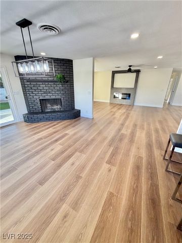 1505 FLAG Circle, Las Vegas, NV 89102