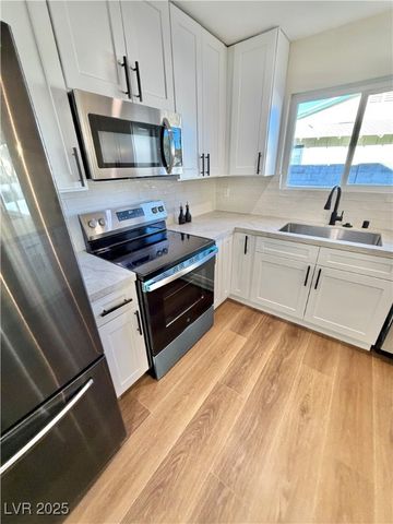 1505 FLAG Circle, Las Vegas, NV 89102