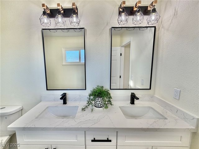 1505 FLAG Circle, Las Vegas, NV 89102