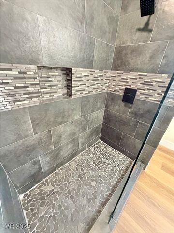 1505 FLAG Circle, Las Vegas, NV 89102