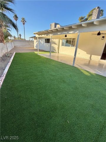 1505 FLAG Circle, Las Vegas, NV 89102