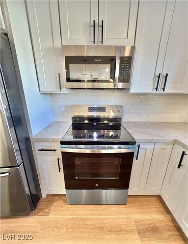 1505 FLAG Circle, Las Vegas, NV 89102