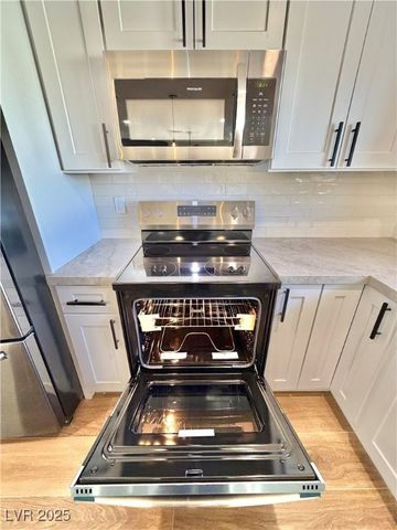 1505 FLAG Circle, Las Vegas, NV 89102