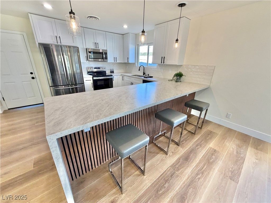 1505 FLAG Circle, Las Vegas, NV 89102