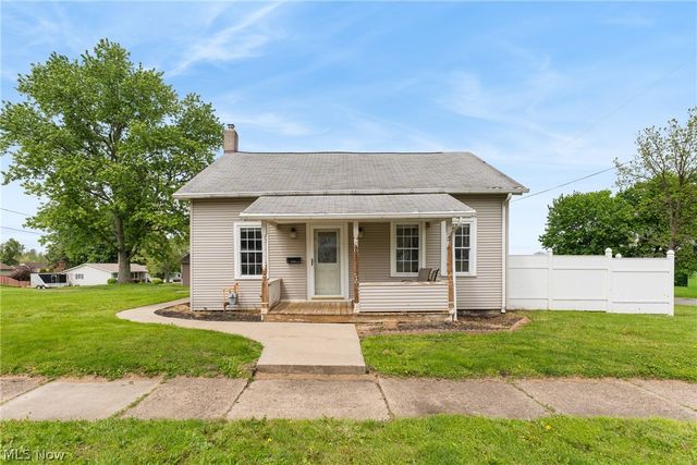 2906 Lincoln Way NW, Massillon, OH 44647