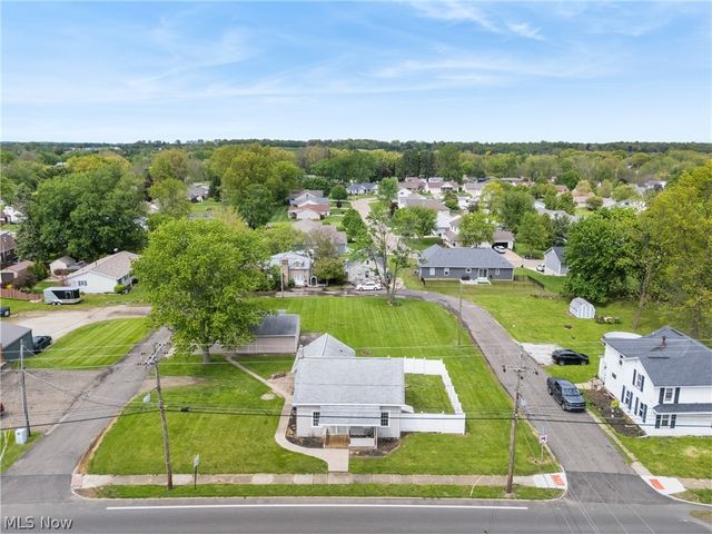 2906 Lincoln Way NW, Massillon, OH 44647