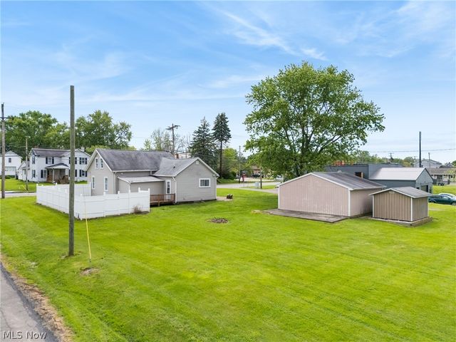 2906 Lincoln Way NW, Massillon, OH 44647