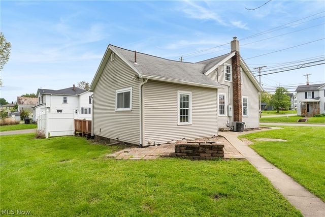 2906 Lincoln Way NW, Massillon, OH 44647