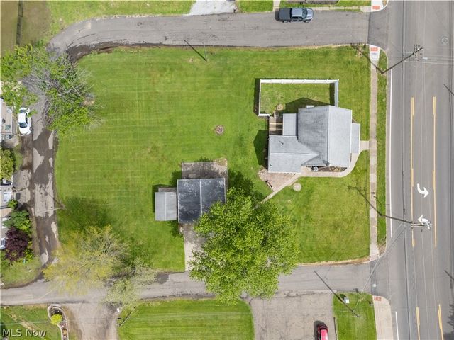 2906 Lincoln Way NW, Massillon, OH 44647