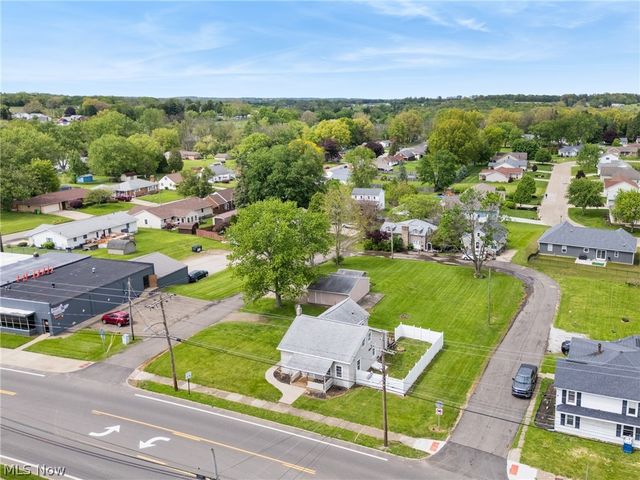 2906 Lincoln Way NW, Massillon, OH 44647