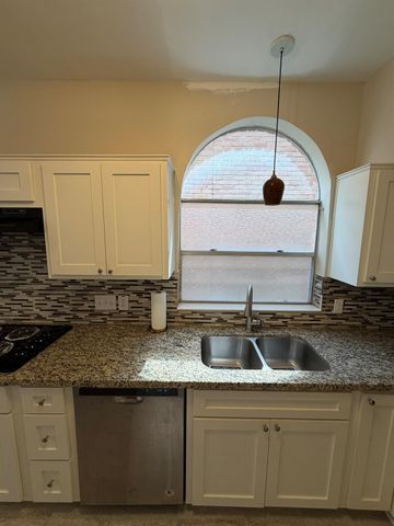 5515 Strack Road 121, Houston, TX 77069