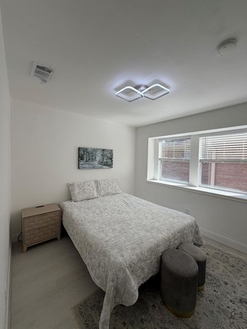 5515 Strack Road 121, Houston, TX 77069