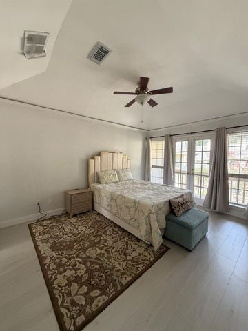 5515 Strack Road 121, Houston, TX 77069