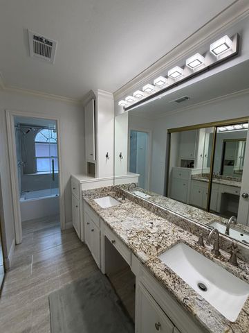 5515 Strack Road 121, Houston, TX 77069