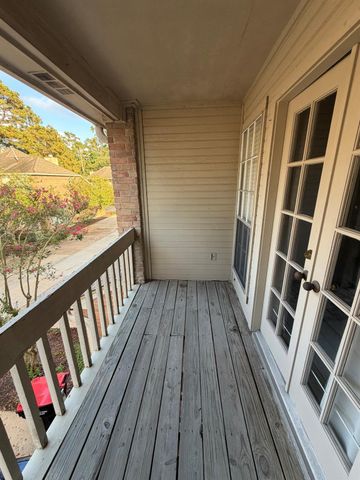 5515 Strack Road 121, Houston, TX 77069