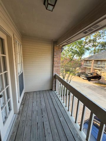 5515 Strack Road 121, Houston, TX 77069