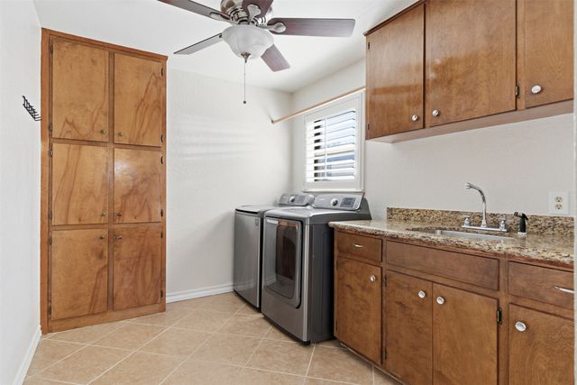 116 Cromeans Street, Jacksboro, TX 76458