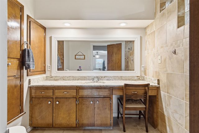 116 Cromeans Street, Jacksboro, TX 76458