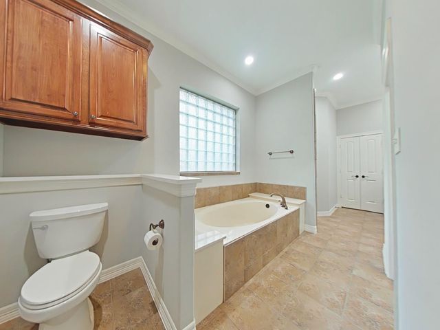 270 Lake Grove Drive, Coldspring, TX 77331