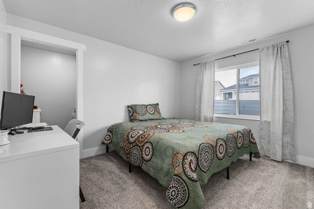 1367 W FORT ROCK DR, Saratoga Springs, UT 84045