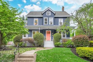 446 Valley Rd 2, Montclair Twp., NJ 07043
