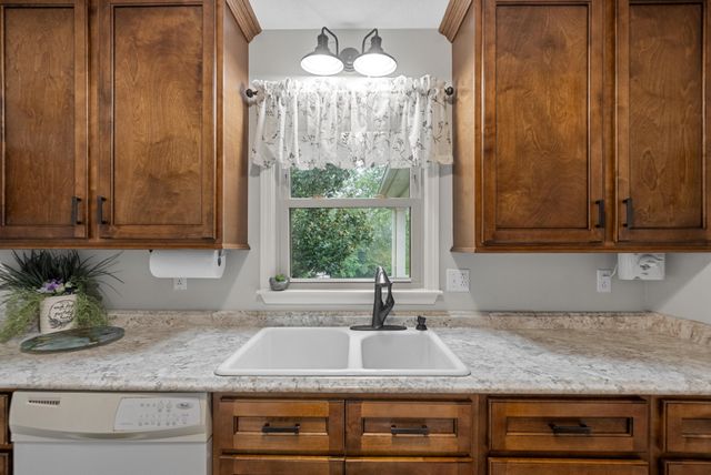 2262 Lock B Rd, N, Clarksville, TN 37043