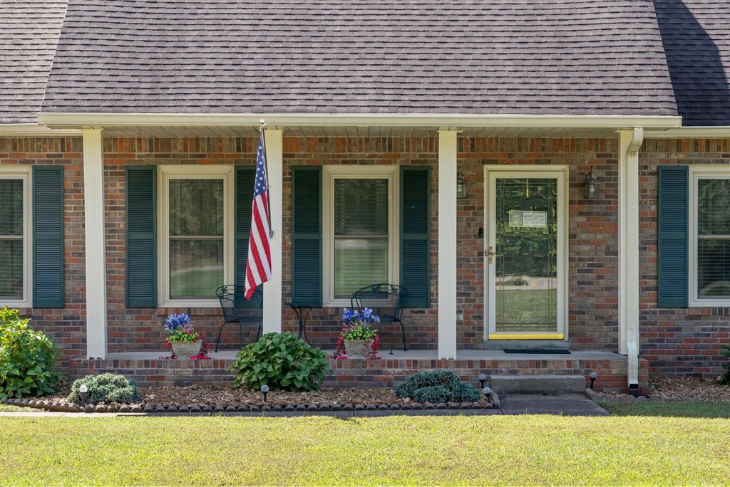 2262 Lock B Rd, N, Clarksville, TN 37043