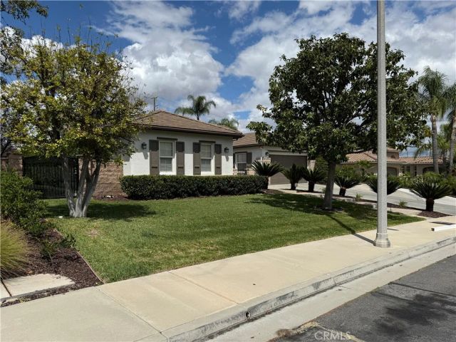 1125 Pamplona, Riverside, CA 92508