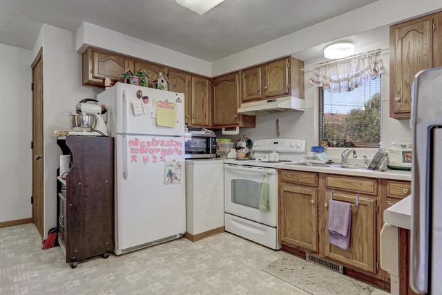 601 E FOREST STREET, Black Creek, WI 54106
