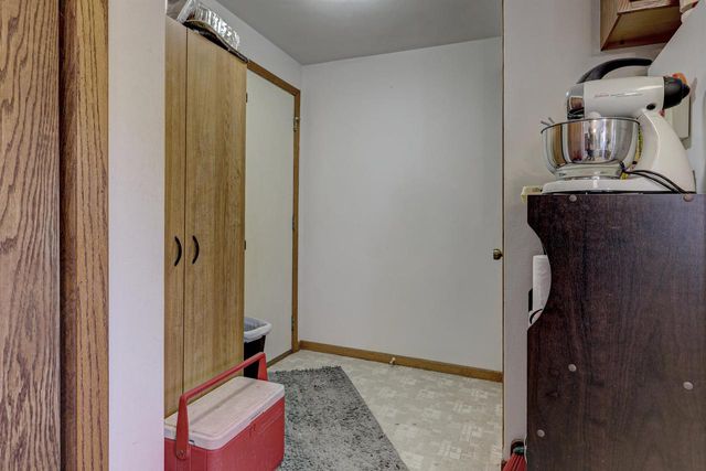 601 E FOREST STREET, Black Creek, WI 54106