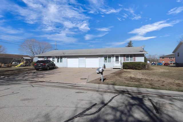 601 E FOREST STREET, Black Creek, WI 54106