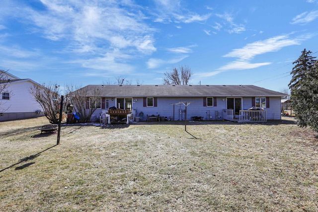 601 E FOREST STREET, Black Creek, WI 54106