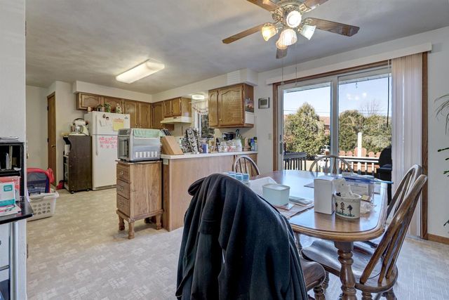 601 E FOREST STREET, Black Creek, WI 54106