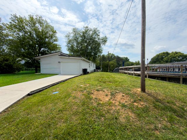 121 Anderson Drive, Somerset, KY 42503