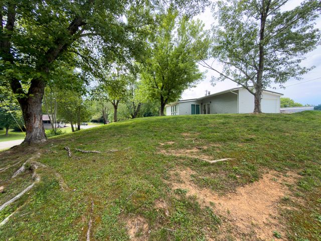 121 Anderson Drive, Somerset, KY 42503