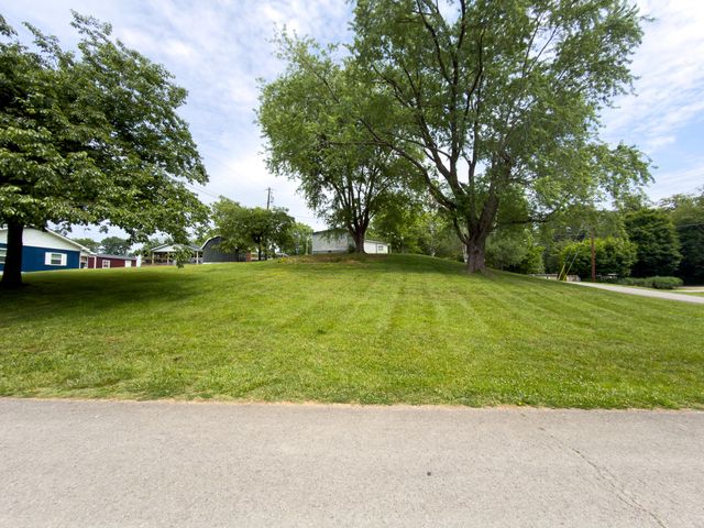 121 Anderson Drive, Somerset, KY 42503