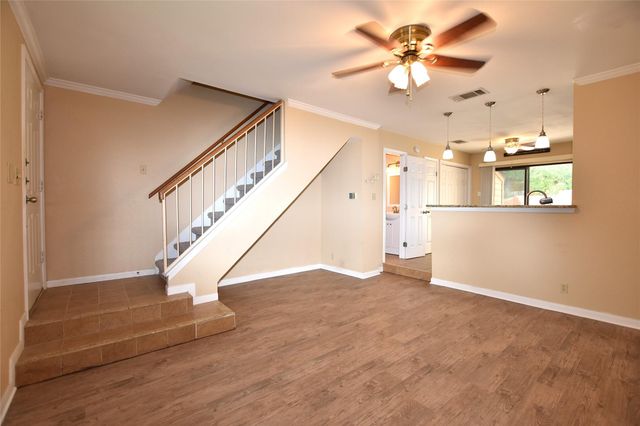 11404 Walnut Ridge DR 14, Austin, TX 78753