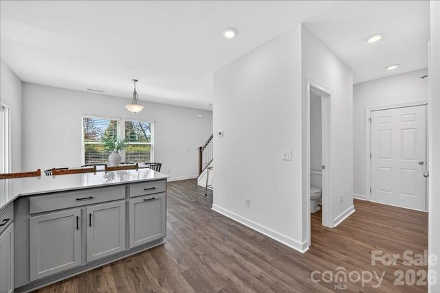 2028 Mandarin Boulevard, Charlotte, NC 28205