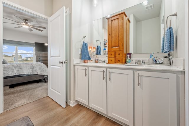 1324 NE 55th Street, Ankeny, IA 50021