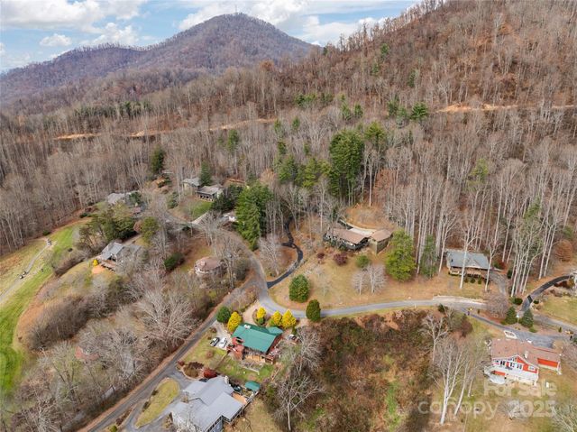 790 Country Club Drive, Canton, NC 28716