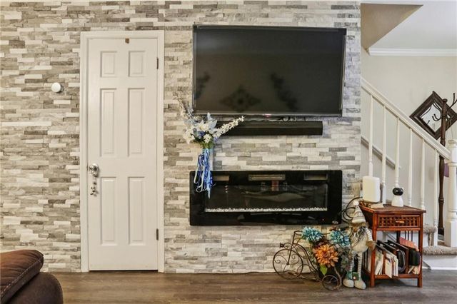 105 N River Drive C, Atlanta, GA 30350