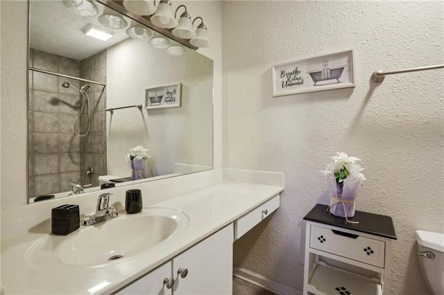 105 N River Drive C, Atlanta, GA 30350