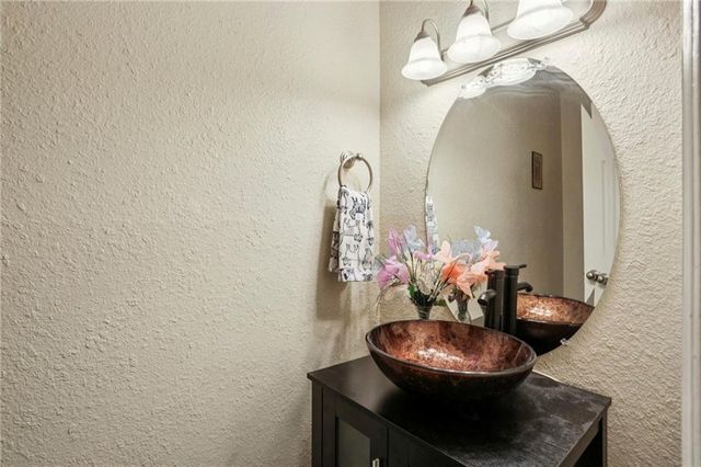 105 N River Drive C, Atlanta, GA 30350