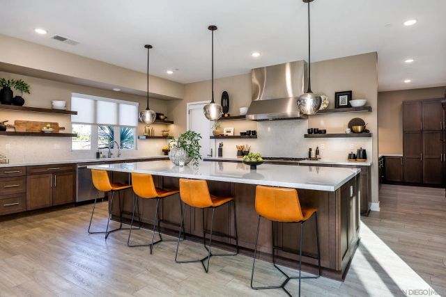 5300 Sweetwater Trl, San Diego, CA 92130