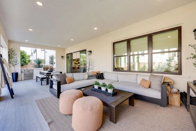 5300 Sweetwater Trl, San Diego, CA 92130