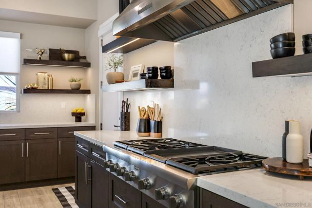 5300 Sweetwater Trl, San Diego, CA 92130