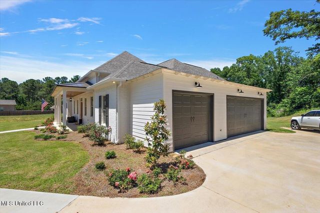 6603 Wirtz Road, Flowood, MS 39232
