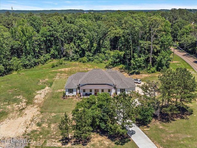 6603 Wirtz Road, Flowood, MS 39232