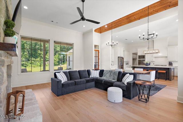 6603 Wirtz Road, Flowood, MS 39232